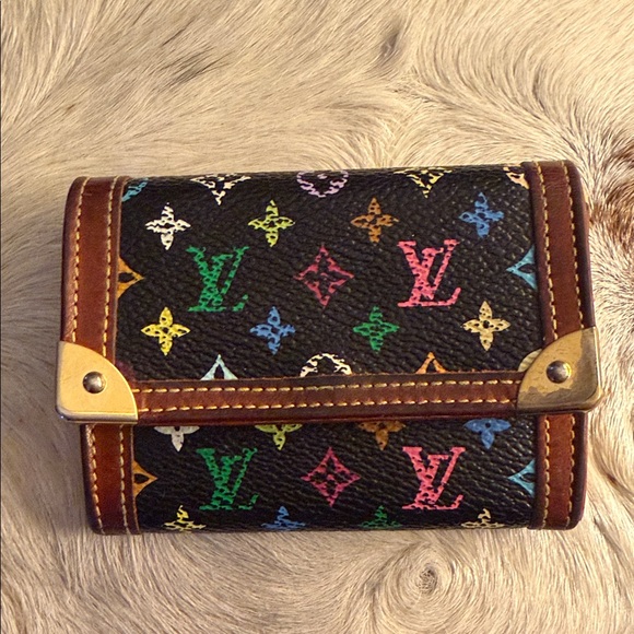 Pre owned LV wallets and Luggage tag - Picture 3 of 12
